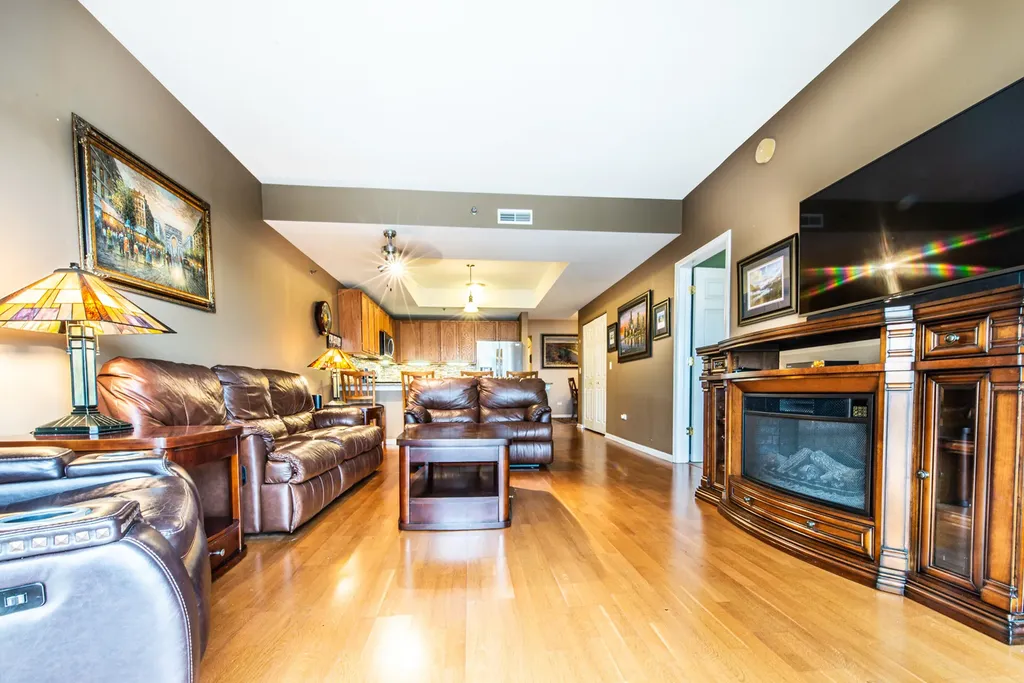 6400 North Northwest Highway Chicago IL 60631