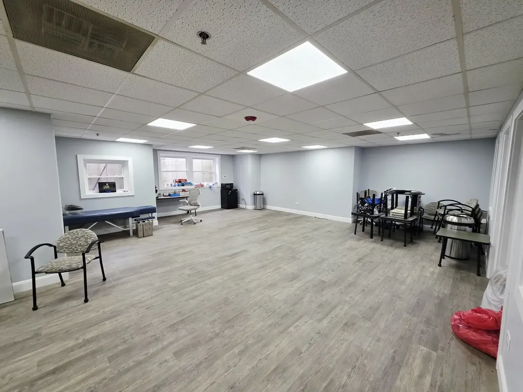 200 North Gary Avenue Carol Stream IL 60188