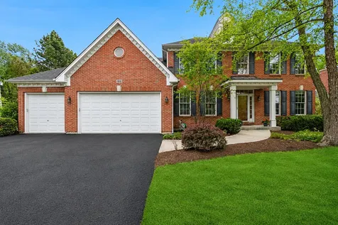 864 Wingfoot Drive North Aurora IL 60542