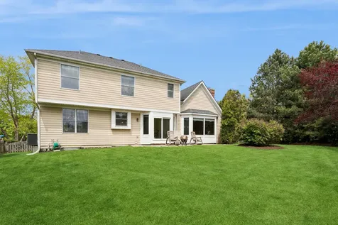 864 Wingfoot Drive North Aurora IL 60542