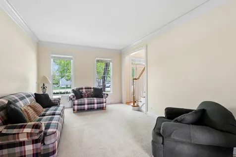 864 Wingfoot Drive North Aurora IL 60542