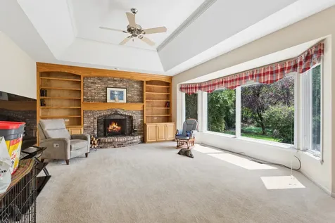 864 Wingfoot Drive North Aurora IL 60542