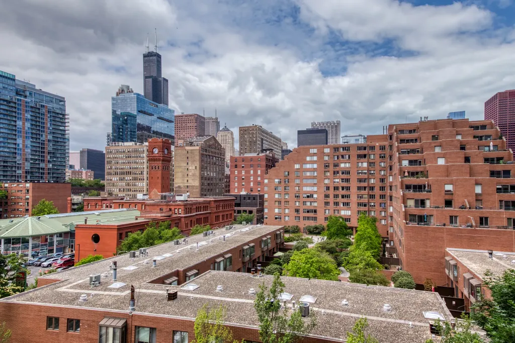 899 South Plymouth Court Chicago IL 60605