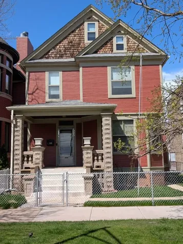 2026 West Leland Avenue Chicago IL 60625
