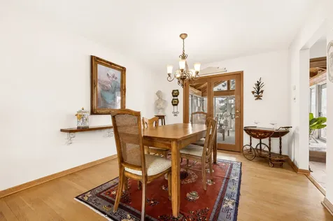 8537 Walnut Avenue Orland Park IL 60462