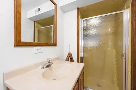 8537 Walnut Avenue Orland Park IL 60462