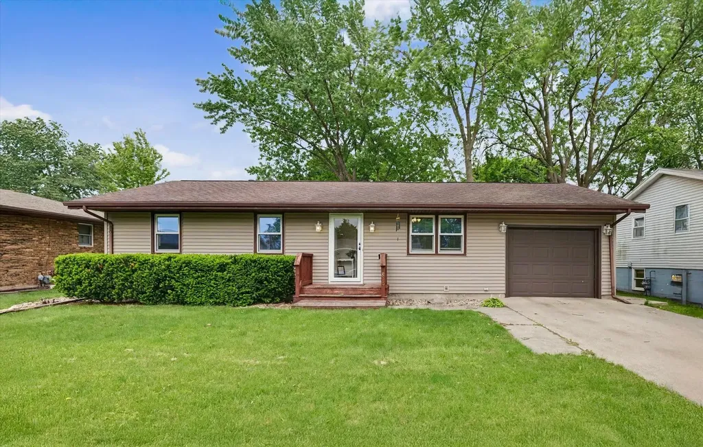 816 North Mohave Drive Pontiac IL 61764