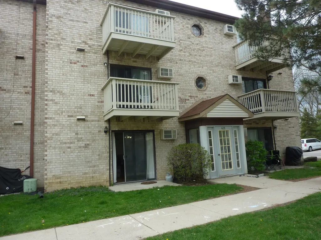 421 East Osage Lane Palatine IL 60074