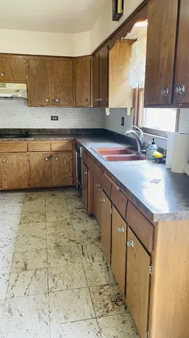15W563 Diversey Avenue Elmhurst IL 60126