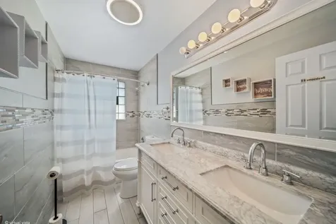 1329 Buffalo Avenue Calumet City IL 60409