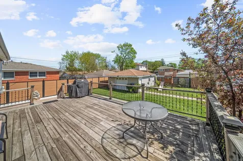 1329 Buffalo Avenue Calumet City IL 60409
