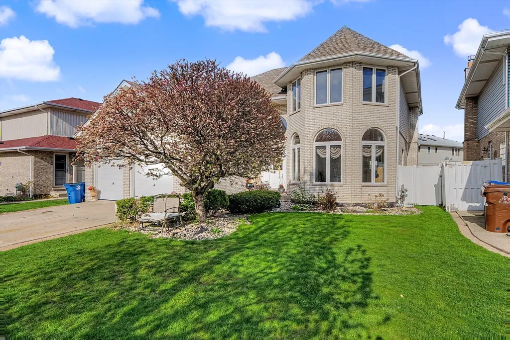 10745 Lockwood Avenue Oak Lawn IL 60453