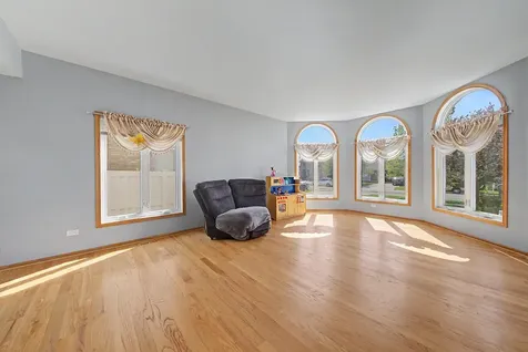 10745 Lockwood Avenue Oak Lawn IL 60453