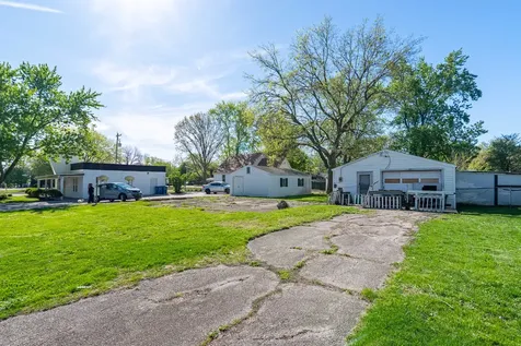 505 Pine Street Normal IL 61761