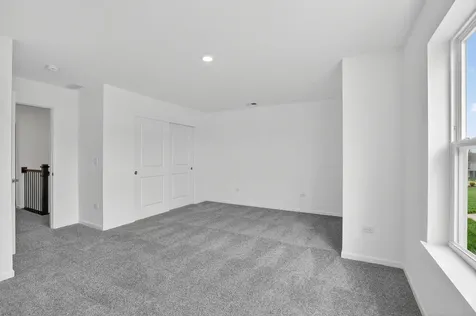 4237 Meadowridge Road Woodstock IL 60098
