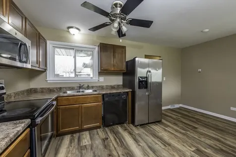 2625 Varonen Avenue Waukegan IL 60087