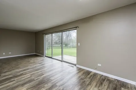 2625 Varonen Avenue Waukegan IL 60087