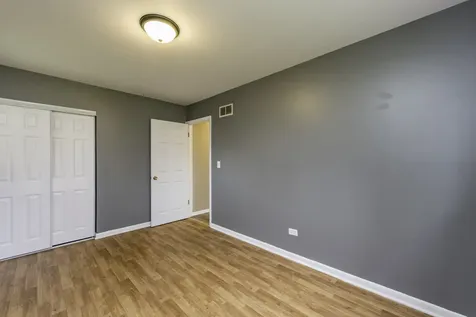 2625 Varonen Avenue Waukegan IL 60087