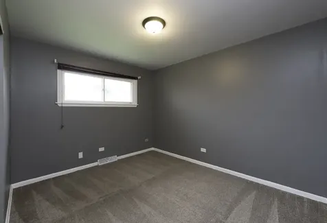 2625 Varonen Avenue Waukegan IL 60087