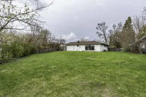2625 Varonen Avenue Waukegan IL 60087