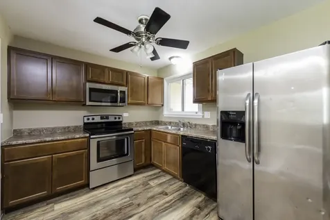 2625 Varonen Avenue Waukegan IL 60087