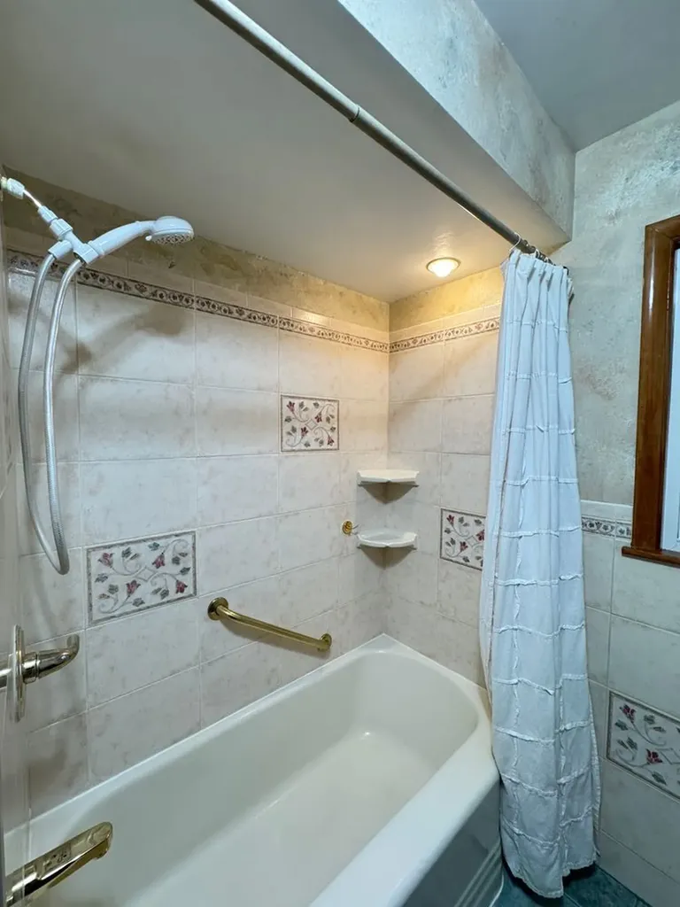 901 Brookline Lane Park Ridge IL 60068