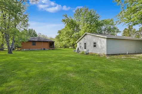 2431 North 1450 East Road White Heath IL 61884