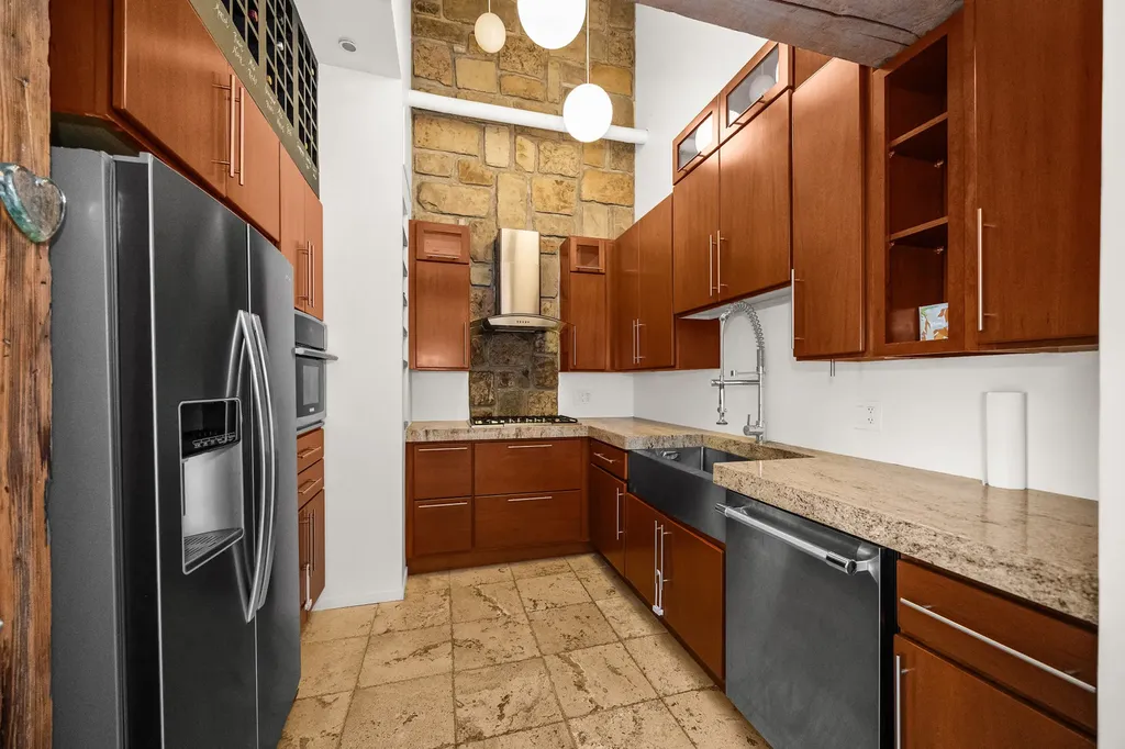 1727 South Indiana Avenue Chicago IL 60616