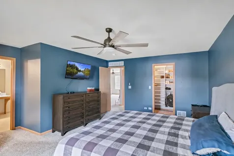 422 Westport Drive Pingree Grove IL 60140