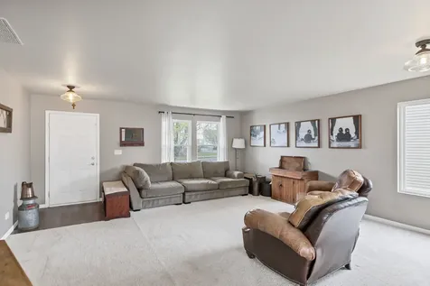 422 Westport Drive Pingree Grove IL 60140