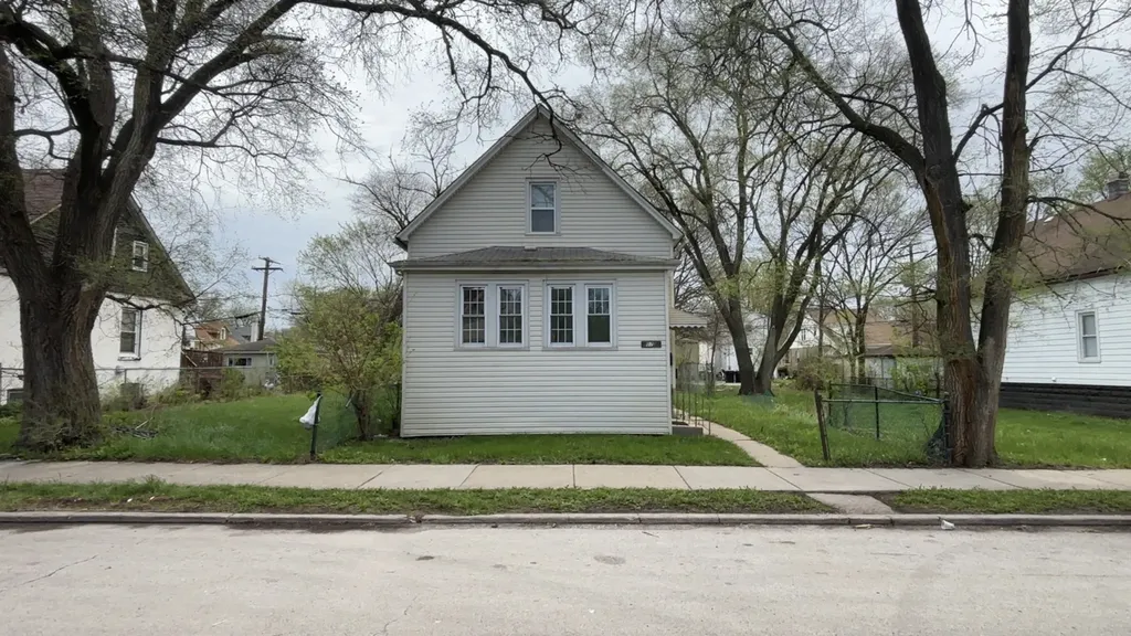 10721 South Wentworth Avenue Chicago IL 60628