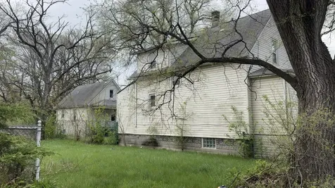 10721 South Wentworth Avenue Chicago IL 60628