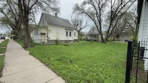 10721 South Wentworth Avenue Chicago IL 60628