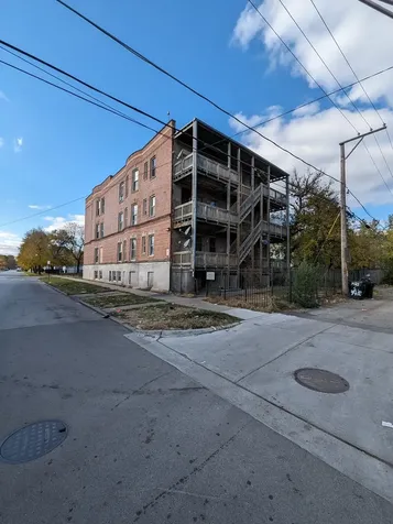 7157 South Yale Avenue Chicago IL 60621