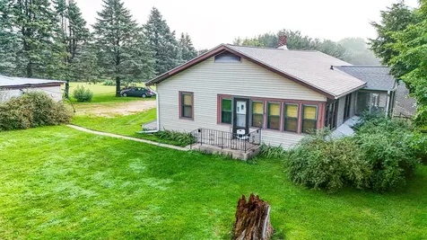 7916 West Pines Road Polo IL 61064