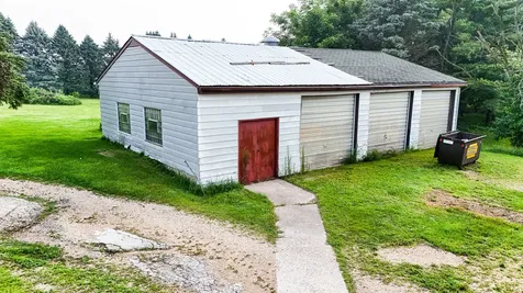 7916 West Pines Road Polo IL 61064