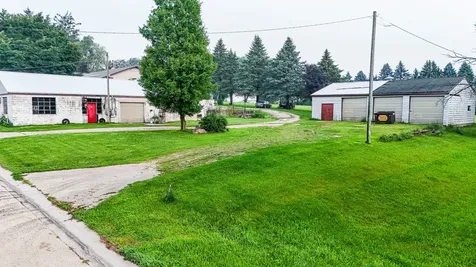 7916 West Pines Road Polo IL 61064
