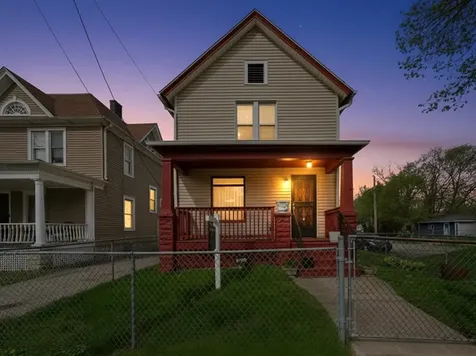 315 Richards Street Joliet IL 60433