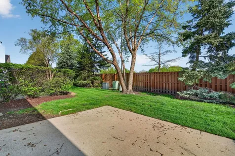 3431 Lake Side Circle Joliet IL 60431