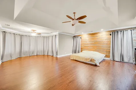 3N777 Walt Whitman Road St. Charles IL 60175