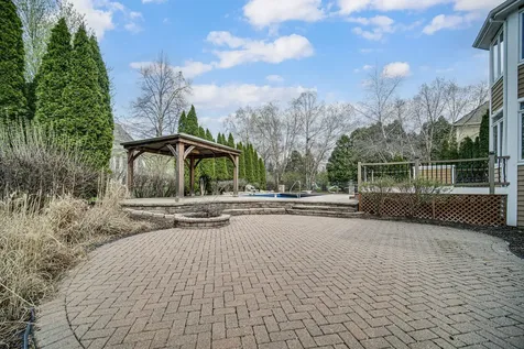 3N777 Walt Whitman Road St. Charles IL 60175