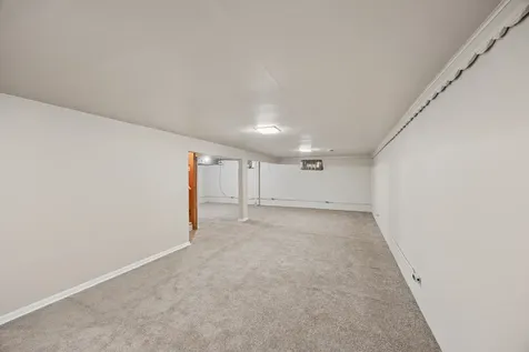 61 Arrowhead Drive Thornton IL 60476