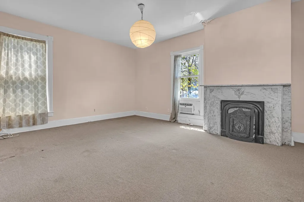 5445 South Dorchester Avenue Chicago IL 60615