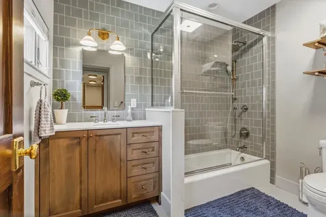 60 Greencroft Drive Champaign IL 61821