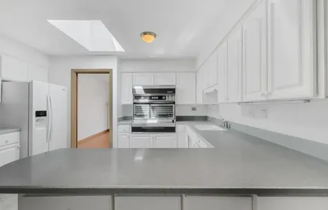 9712 South Kolmar Avenue Oak Lawn IL 60453