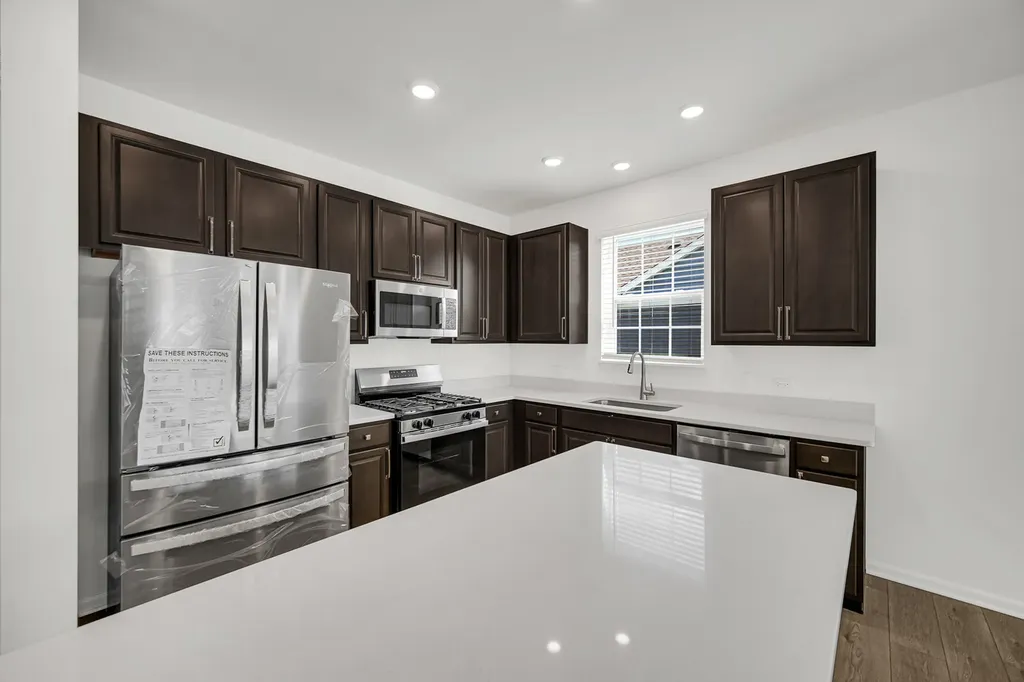 14905 South Mccarthy Circle Plainfield IL 60544