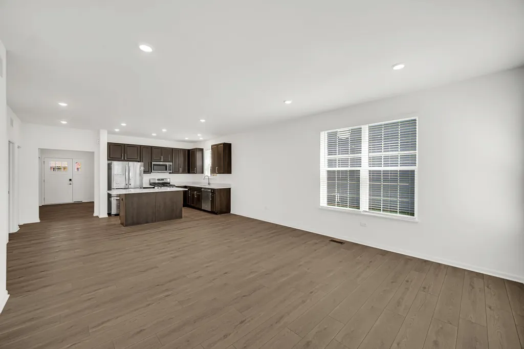 14905 South Mccarthy Circle Plainfield IL 60544