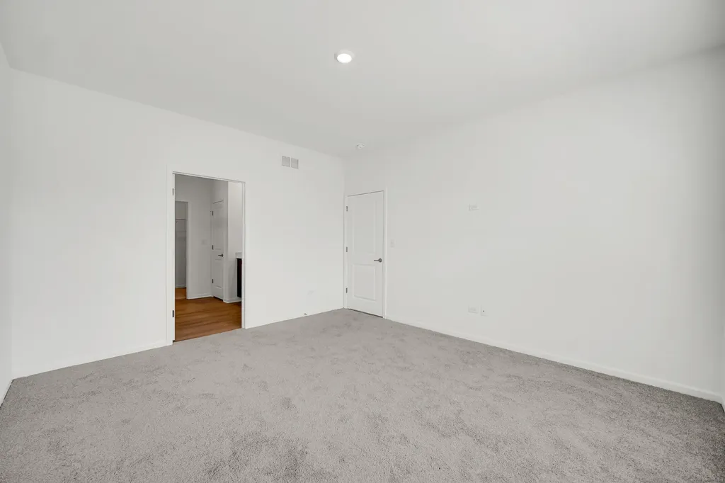 14905 South Mccarthy Circle Plainfield IL 60544