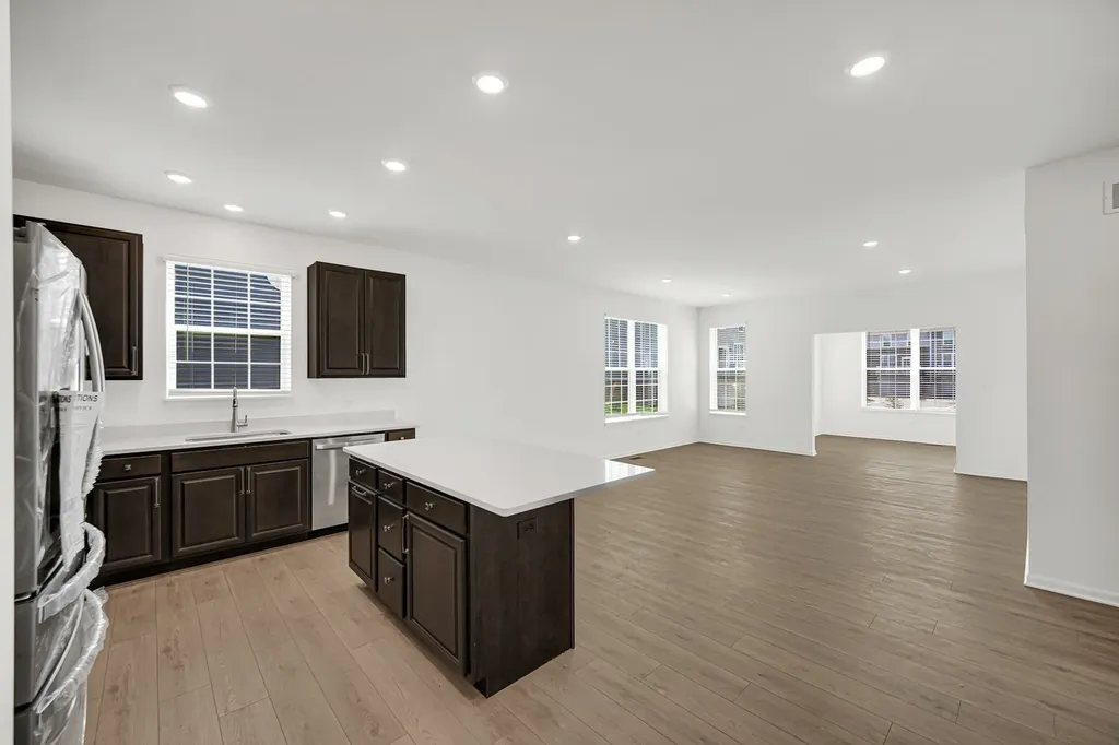 14905 South Mccarthy Circle Plainfield IL 60544