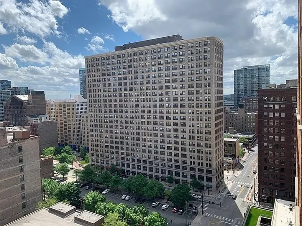 600 South Dearborn Street Chicago IL 60605